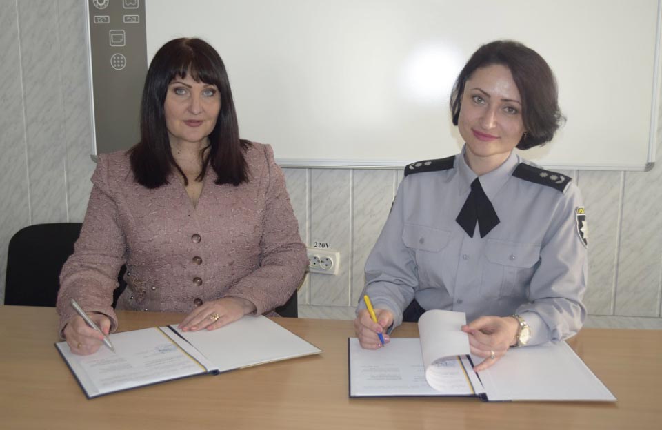 Меморандум про співробітництво підписали представники Департаменту освіти і науки Полтавської ОДА та ГУ Національної поліції у Полтавській області