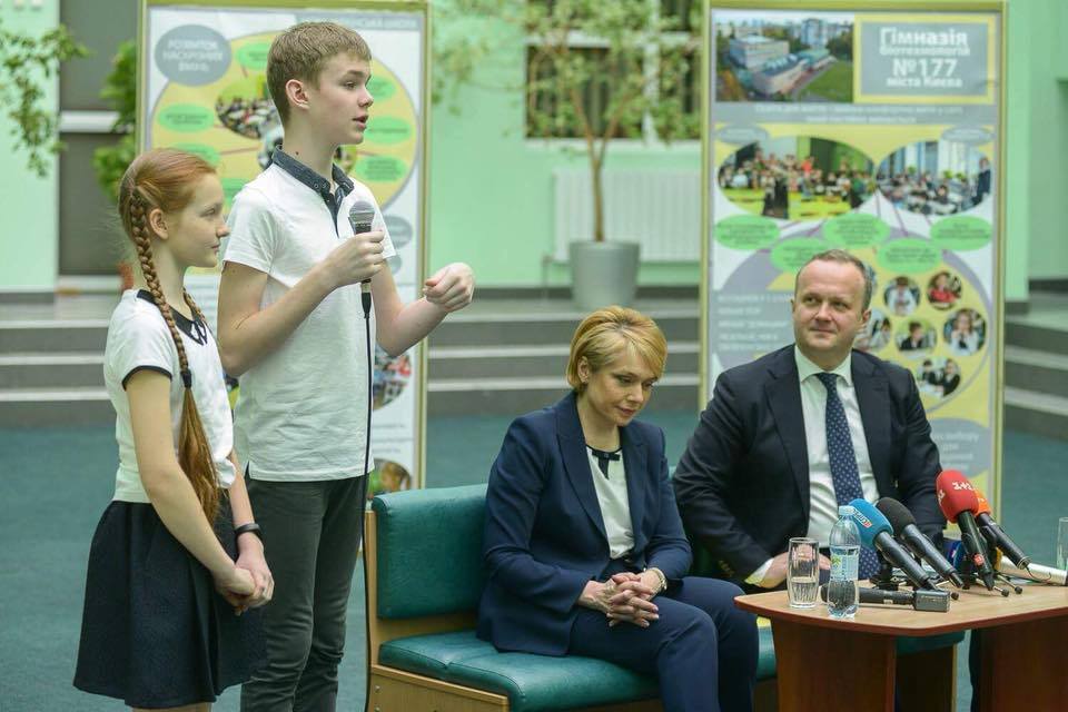 Софія-Христина та Нікіта разом з Остапом Семераком та Лілією Гриневич