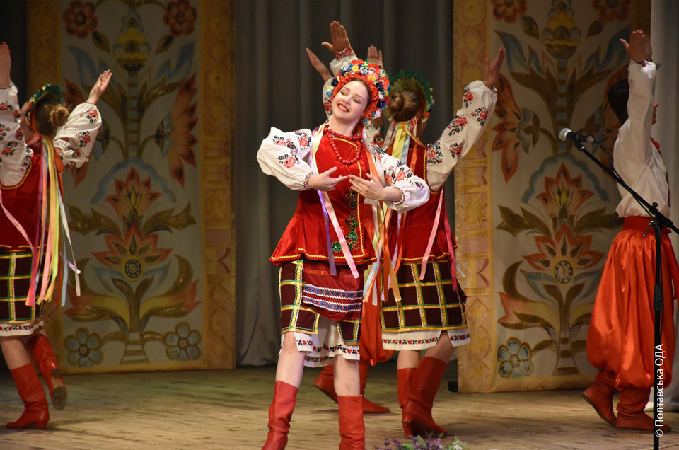 Танцювальна група Українського народного хору «Калина»