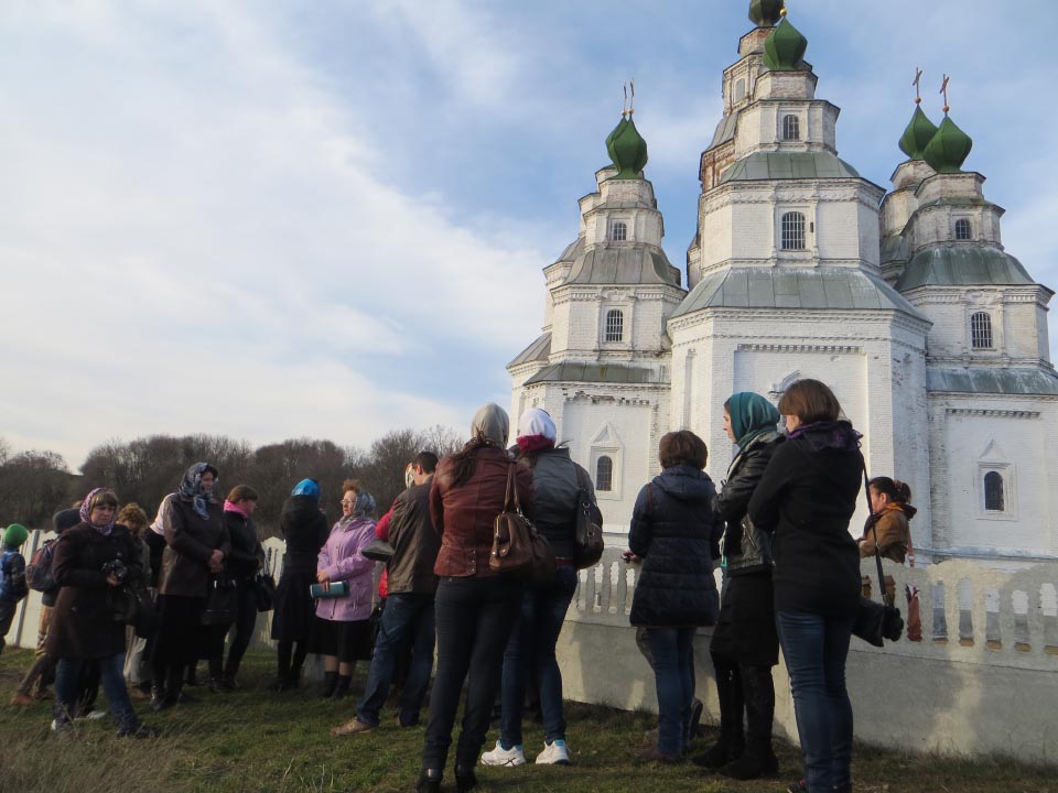 Екскурсія у селі Плішивець в 2014 році