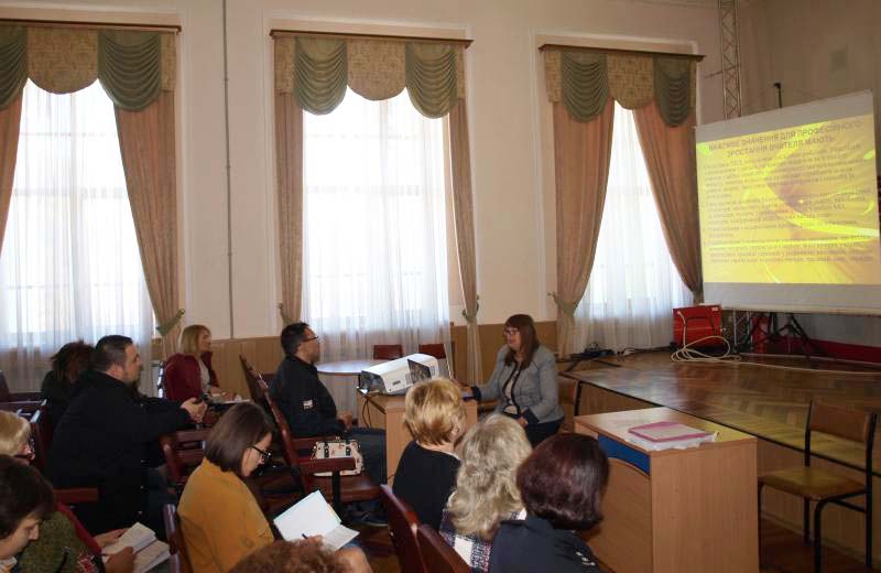 На Полтавщині обговорили діяльність закладів інтернатного типу