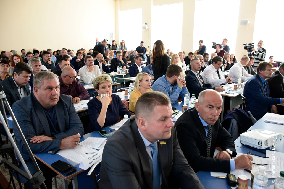 Депутати Полтавської облради на виїзній сесії