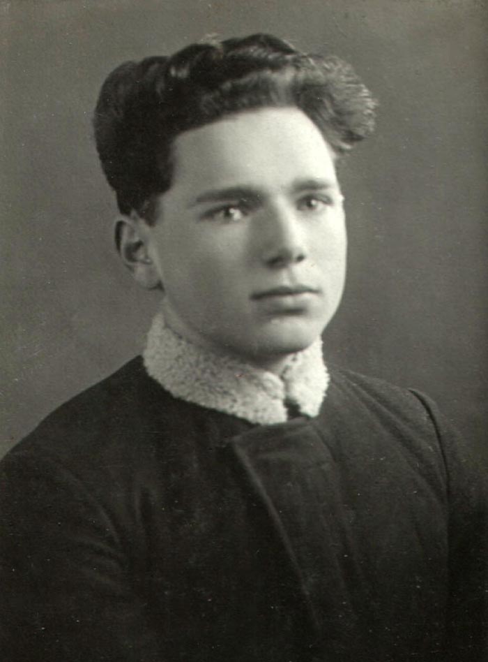 Лев Вайнгорт у шкільні роки