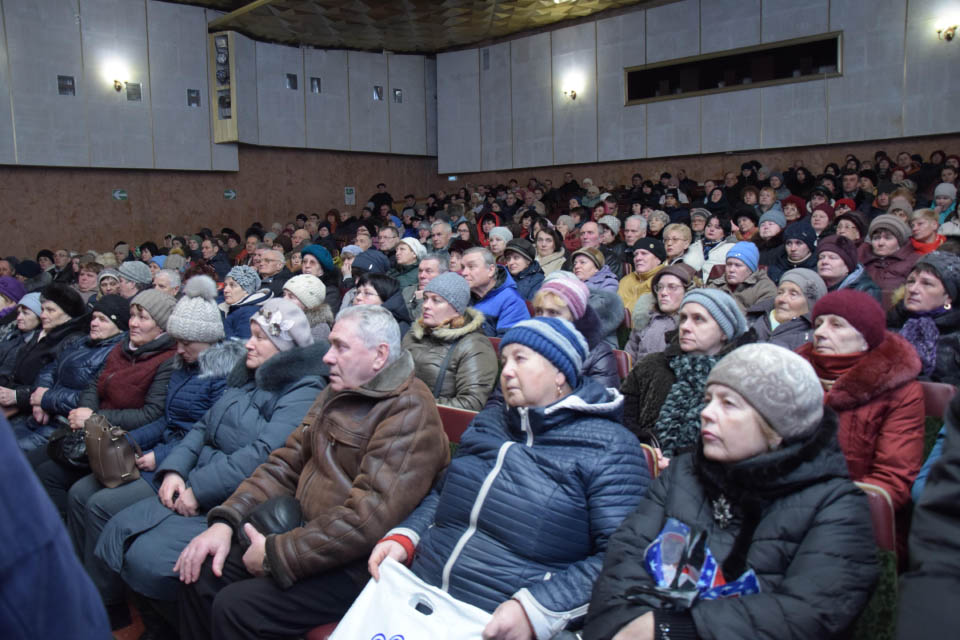 Жителі Полтавщини на зустрічі з Іриною Геращенко у Лубнах
