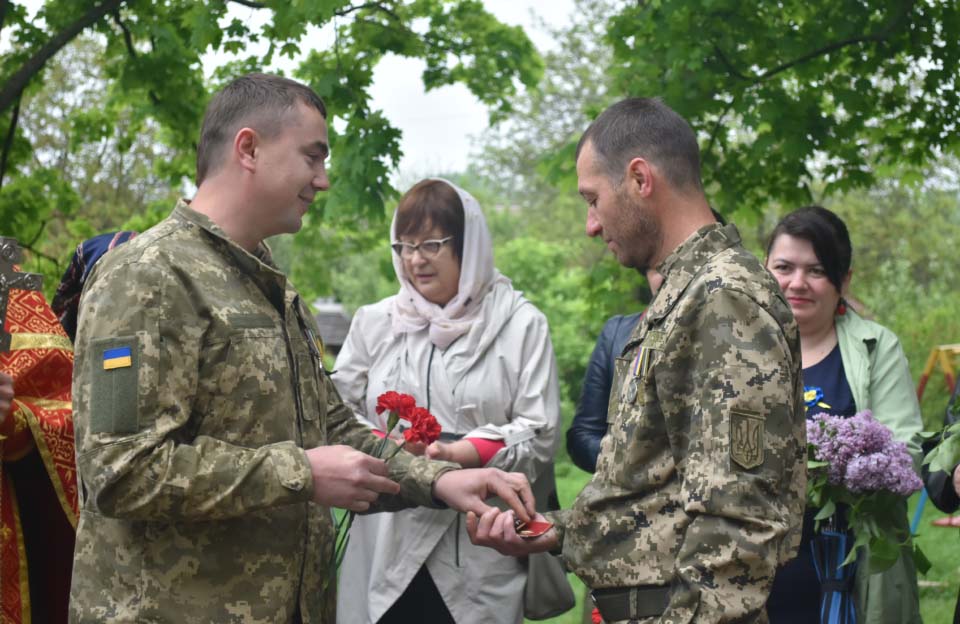 Нагородження учасника бойових дій на Сході України Анатолія Равка