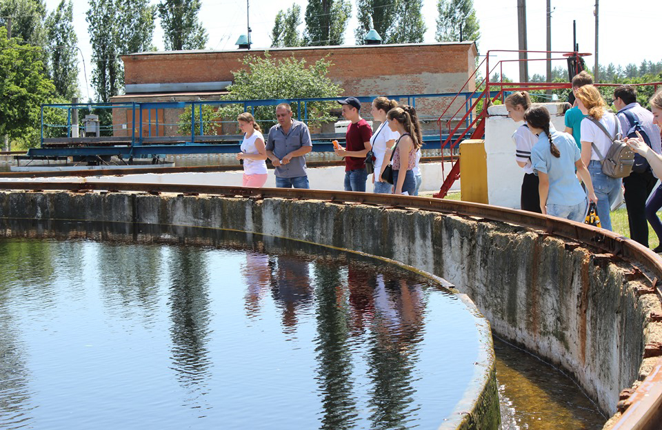 «Полтававодоканал» провів екскурсію Затуринськими очисними спорудами для студентів-екологів