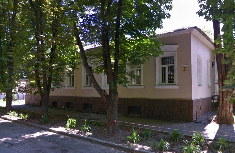 Управління майном пропонує взяти в оренду два приміщення на Стрітенській, 37