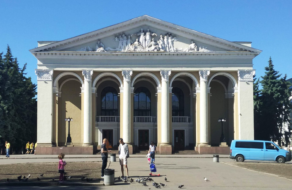 У Полтаві планують відремонтувати фасад і дах театру імені Гоголя