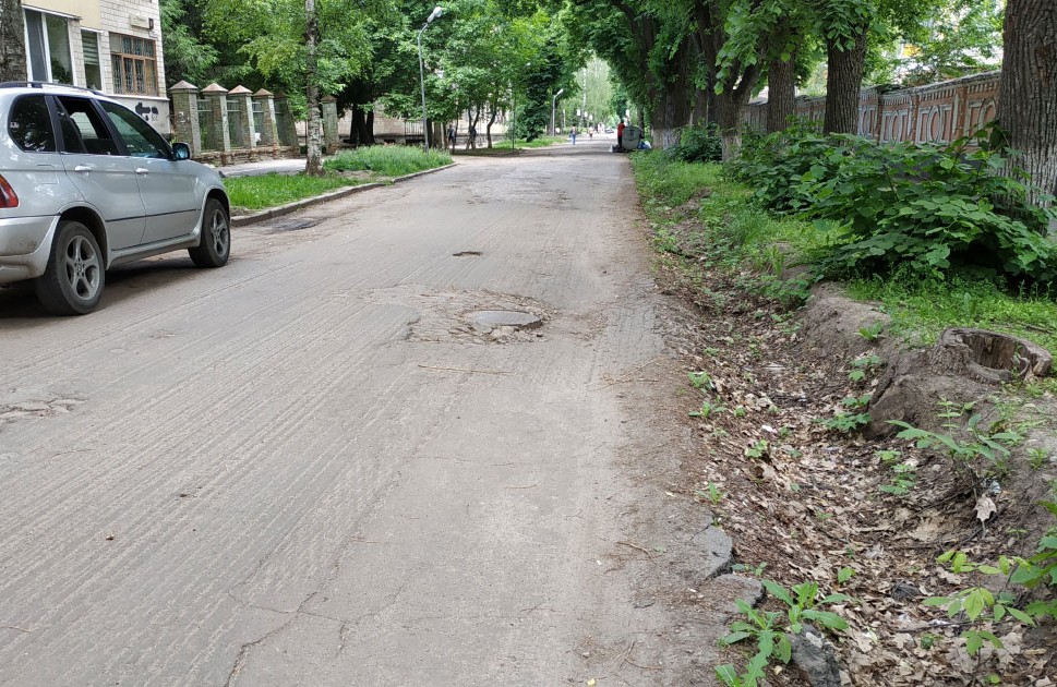 Дорогу на вул. Пушкіна відфрезерували ще у 2016 році