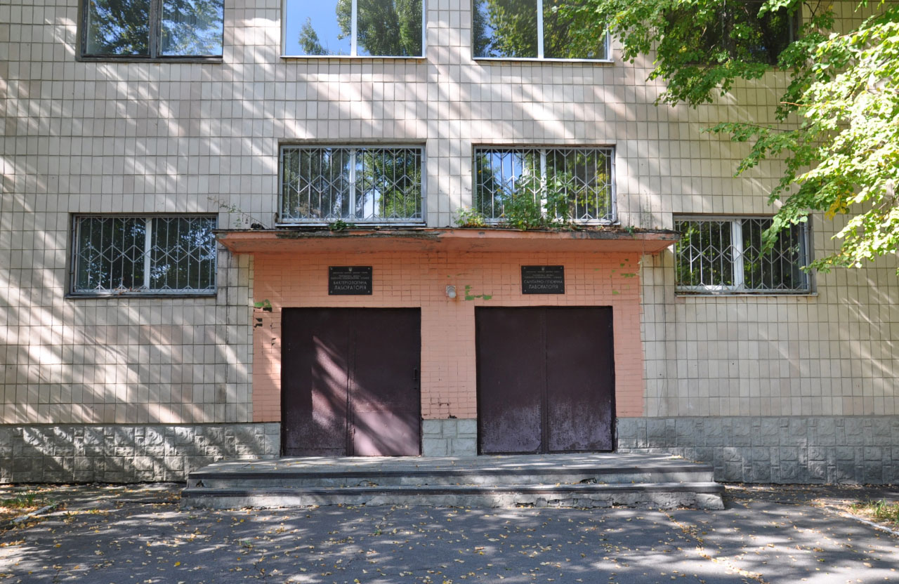Будівля по вул. Мазепи, 57, де раніше була санітарно-гігієнічна лабораторія