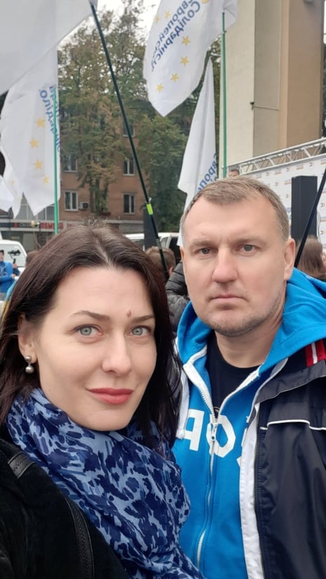 Ганна та Юрій Шавиро на акції "Захистимо закон і справедливість в Україні"