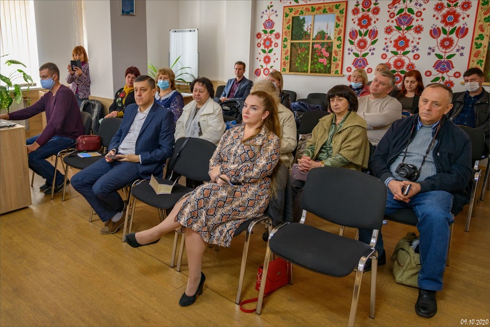 Учасники наукової конференції-єдиної в Україні в сільській місцевості