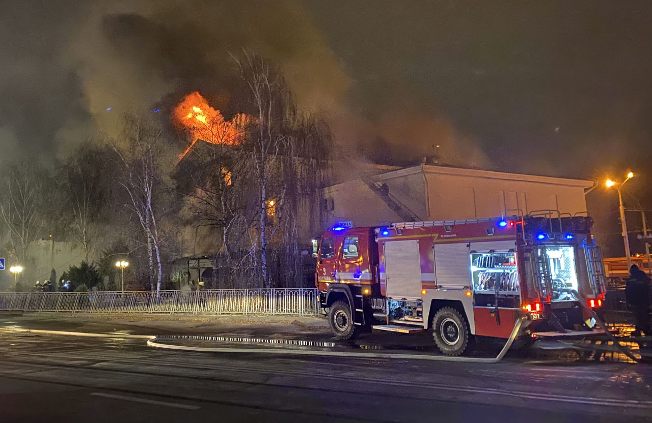 Пожежа у будівлі колишнього кінотеатру ім. Котляревського 9 грудня 2020 року