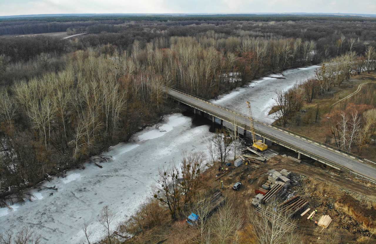 Міст через річку Псел на трасі Р-42 Лубни — Опішня у с.Баранівка