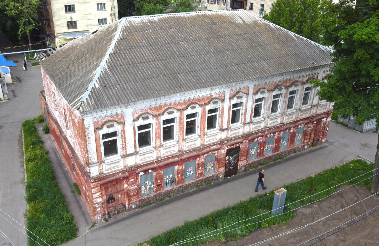 Будівля колишньої вечірньої школи на Павленківській площі, 6