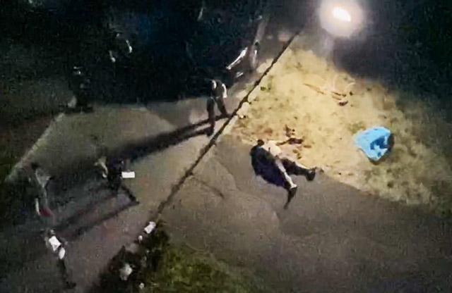 Вночі 4 липня у дворі будинку на проспекті Миколи Вавилова, 5 вбили чоловіка