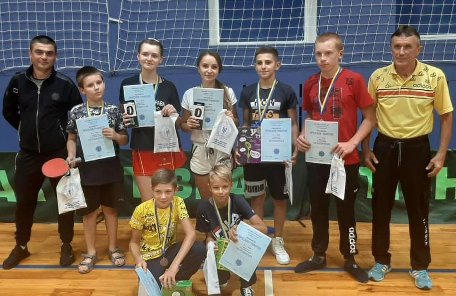 Коломацькі тенісисти привезли шість медалей з  турніру у Полтаві
