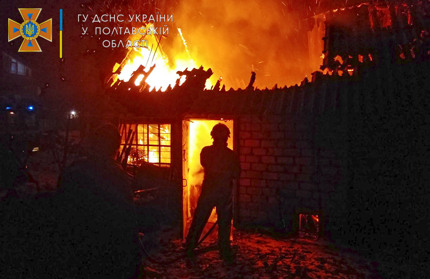 Пожежа на вул. Луговій у селі Потоки