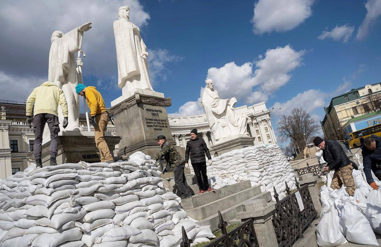 Захист пам’ятників у Києві
