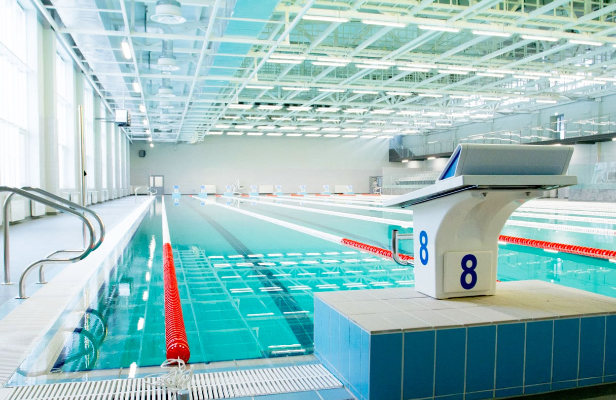 Спорткомплекс з трьома басейнами «Акварена» у полтавському авіамістечку