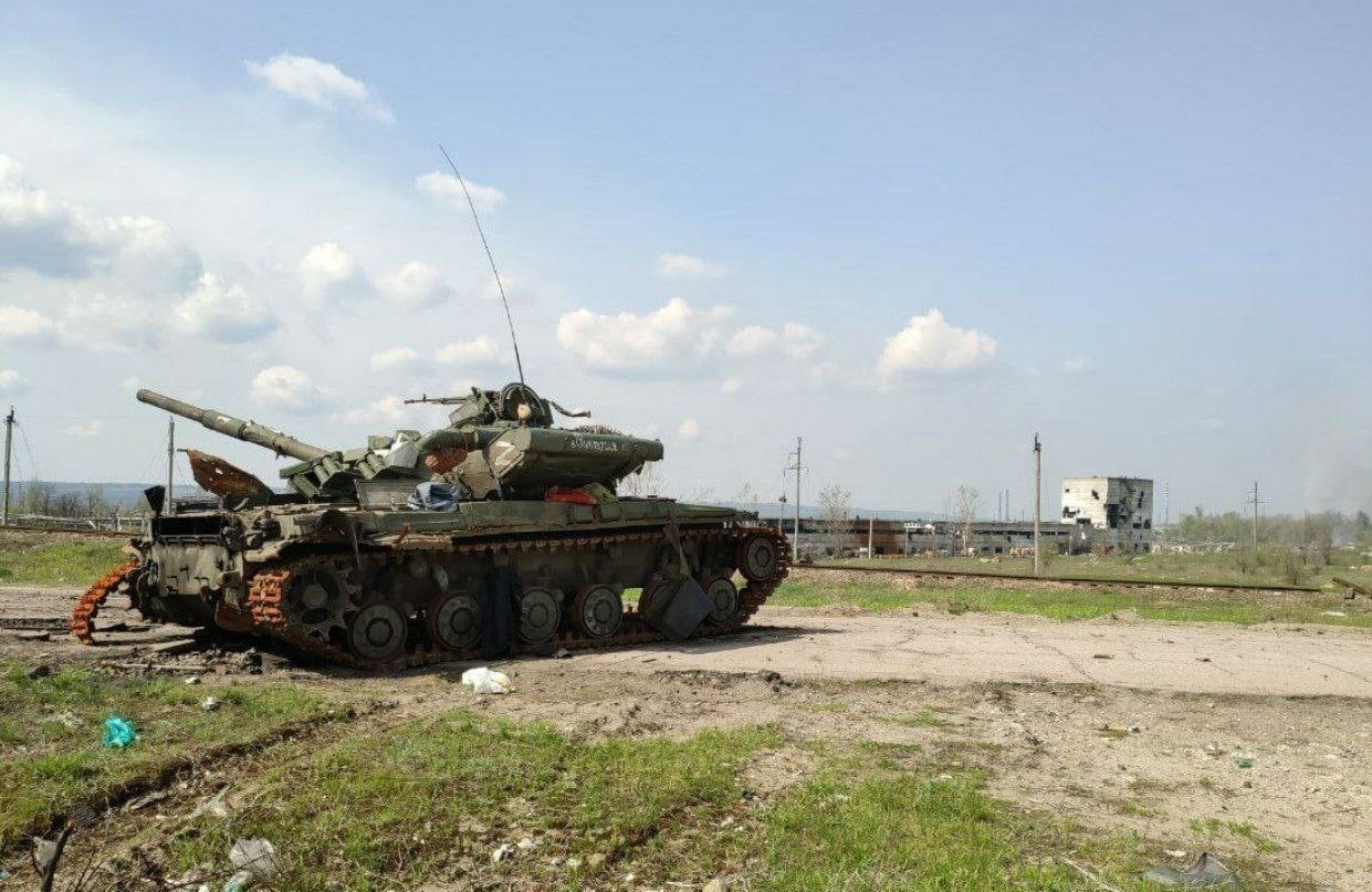 Підбитий Т-64БВ. Околиці Рубіжного, Луганська область