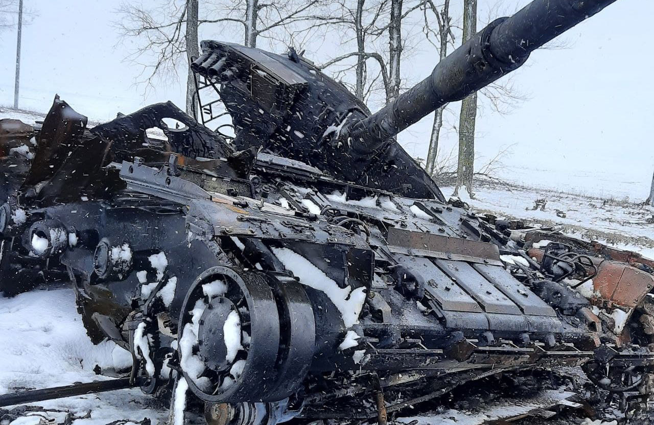 Один з російських танків, який знищили під час «Гадяцького сафарі»