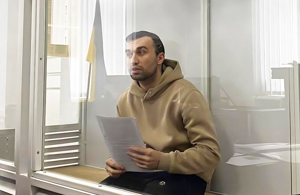 Денис Корнєєв у залі суду | Фото Анастасії Недогорської