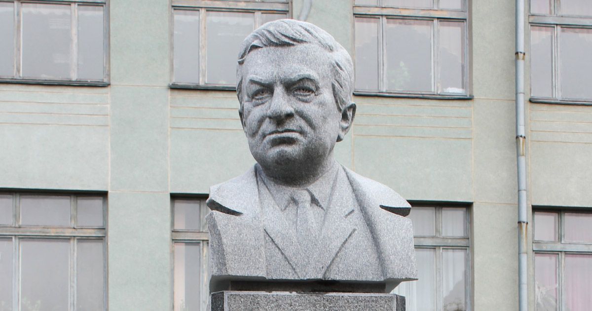 У Полтавці збирають підписи за збереження назви вулиці Анатолія Кукоби: чому її пропонують перейменувати?