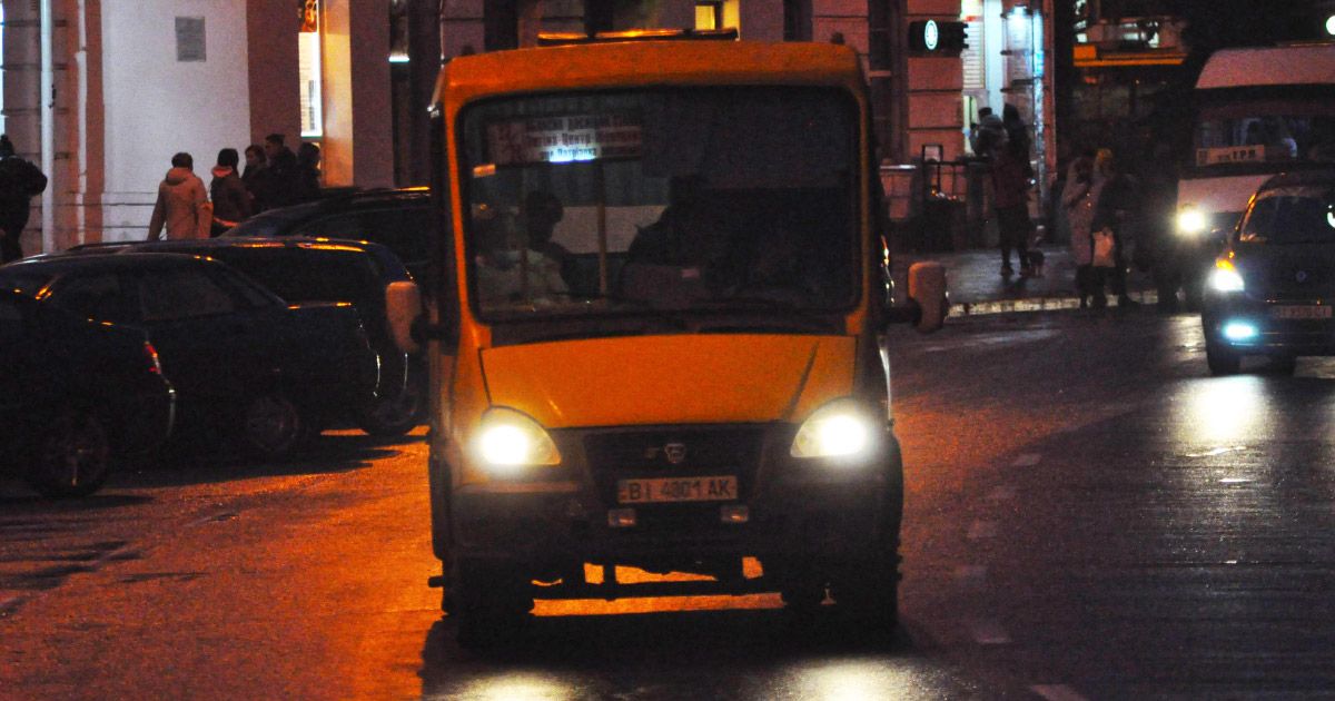 Від міськради вимагають продовжити до 22:00 рух автобусів до околиць Полтави