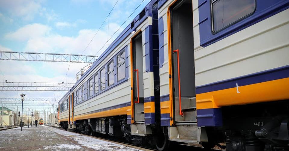 Чи може бути приміська електричка конкурентом для автобусів чи ...