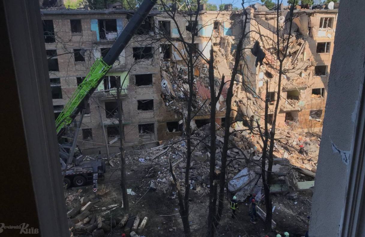 Наслідки нічної атаки на Київ | Фото: Олексій Самсонов