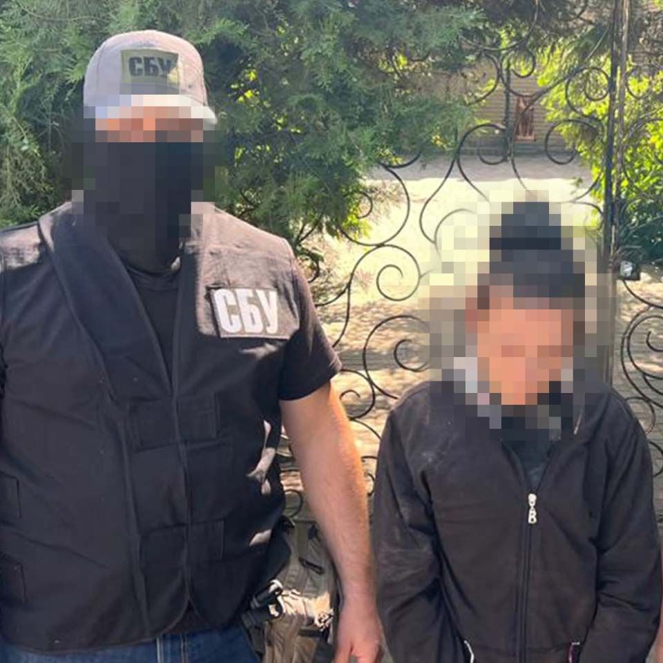 СБУ та поліція затримали двох жінок, які планували влаштувати теракти у Полтаві та Дніпрі