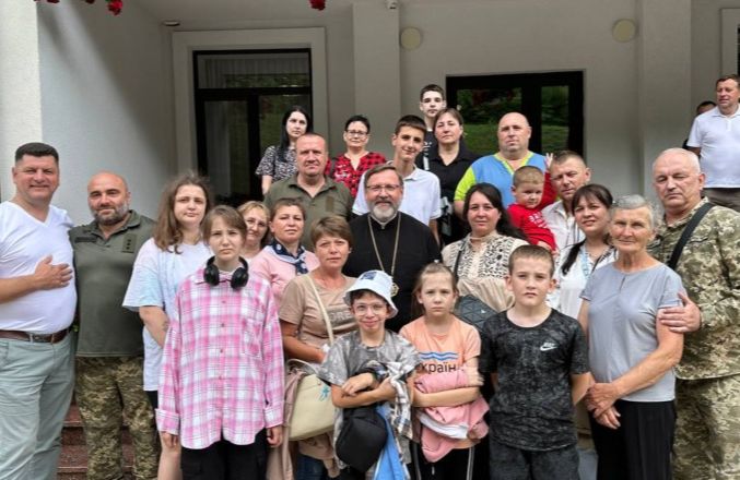 Греко-католики з Полтави здійснили прощу до Зарваниці разом із родинами загиблих і безвісти зниклих Захисників