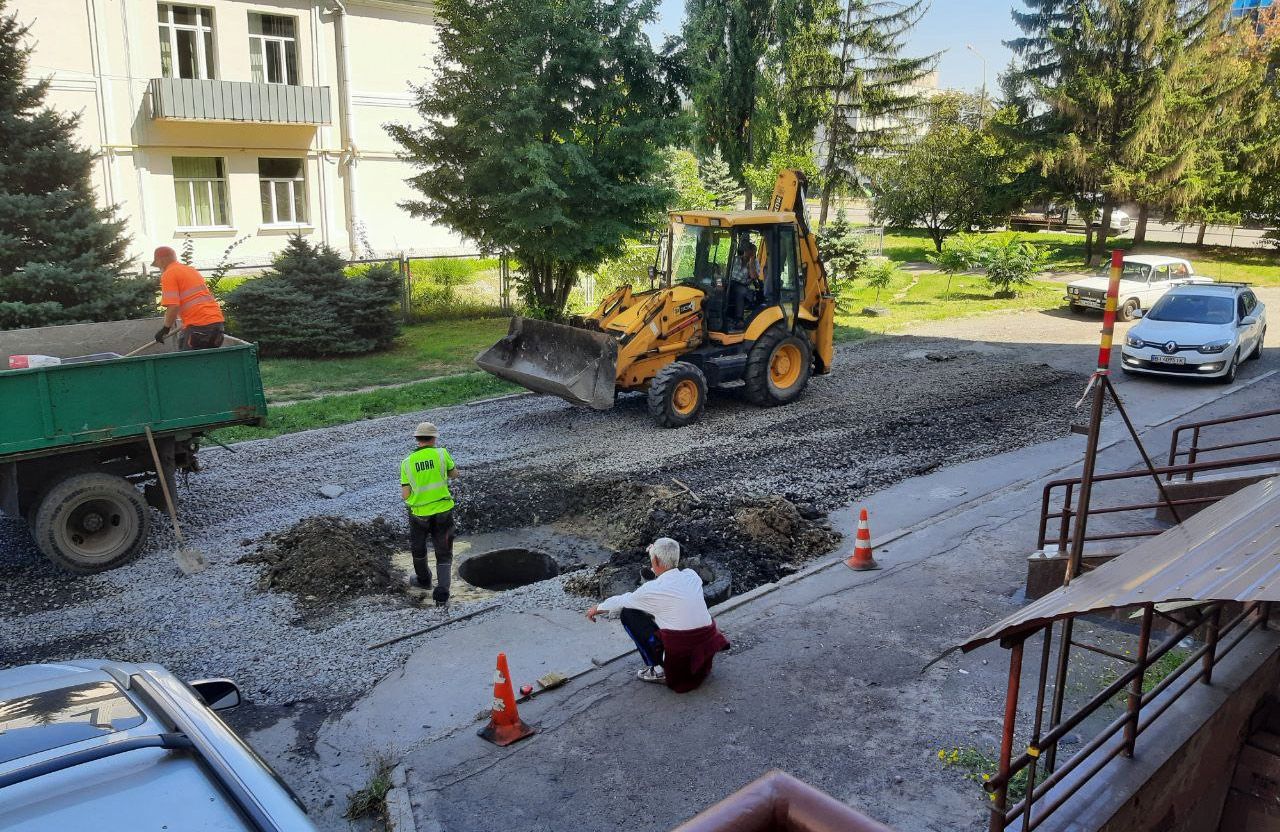 Ремонт колодязя у провулку Кустарному у Полтаві