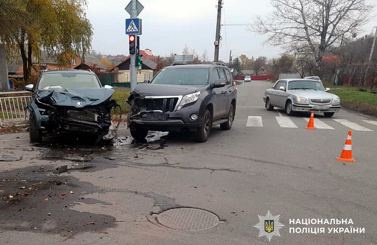 ДТП на перехресті вулиць Великорогізнянської та Героїв Крут 4.11.2025 | Фото: pl.npu.gov.ua