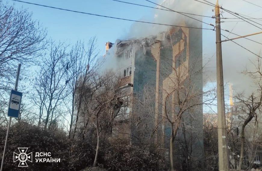 Зруйнована багатоповерхівка в Тернополі