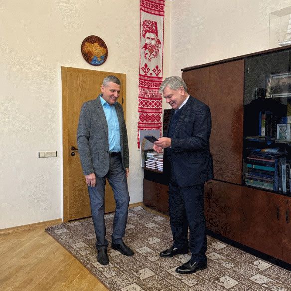 Викладач Полтавського педагогічного університету нагороджений Золотою медаллю «Ушинський К. Д.»