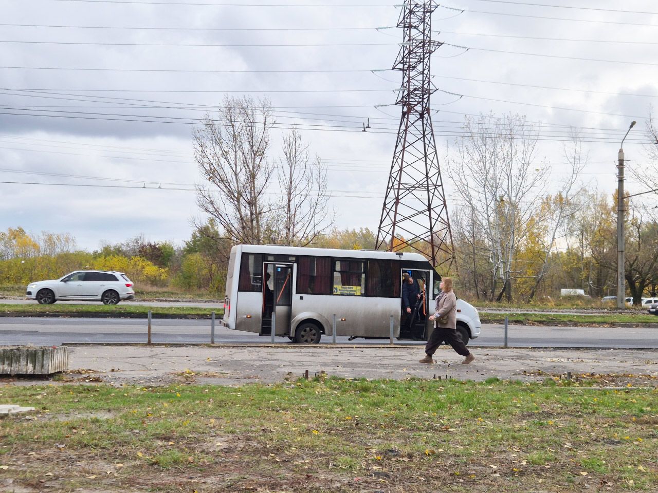 Полтавська міськрада зриває власну обіцянку щодо ремонту зупинок до кінця року