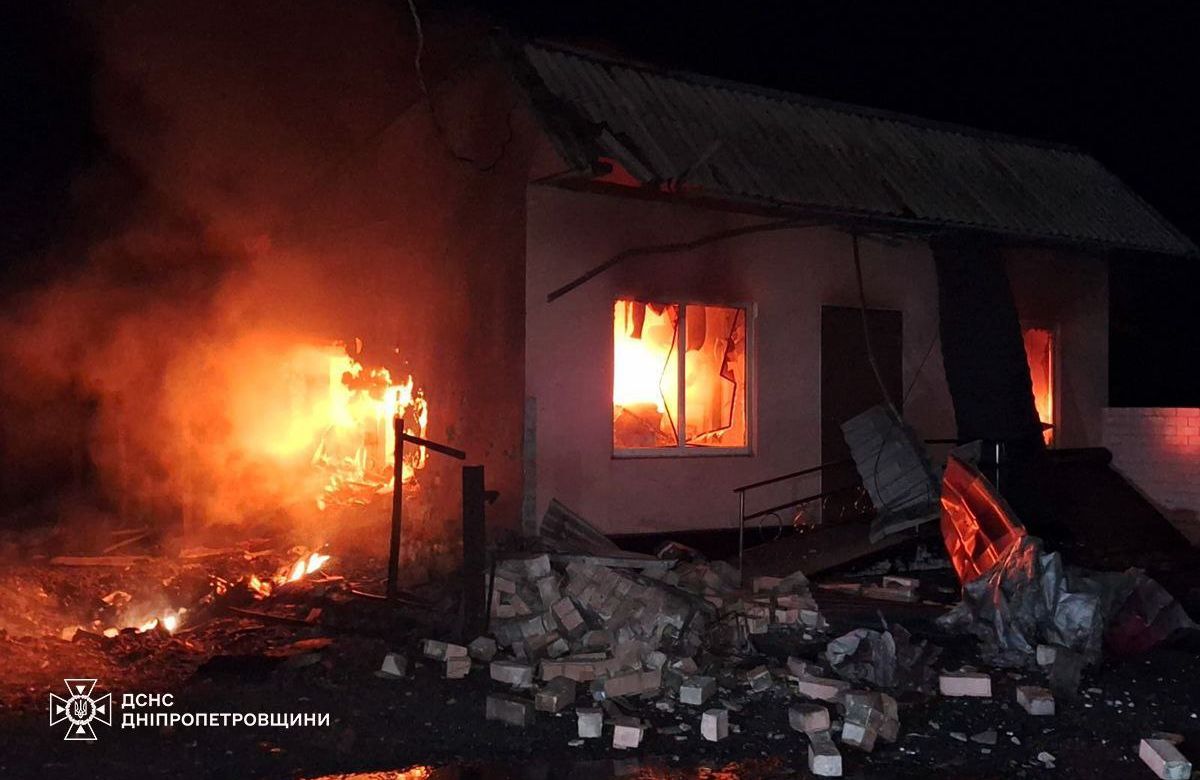 Внаслідок ворожих атак на Дніпропетровщині постраждали люди