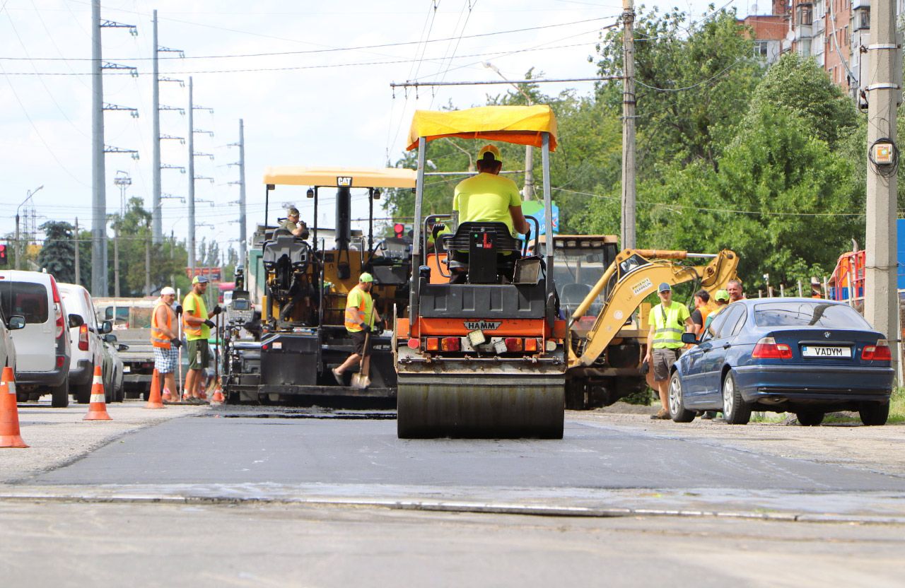 Правоохоронці розслідують можливу переплату на ремонтах доріг у Полтаві: деталі справи