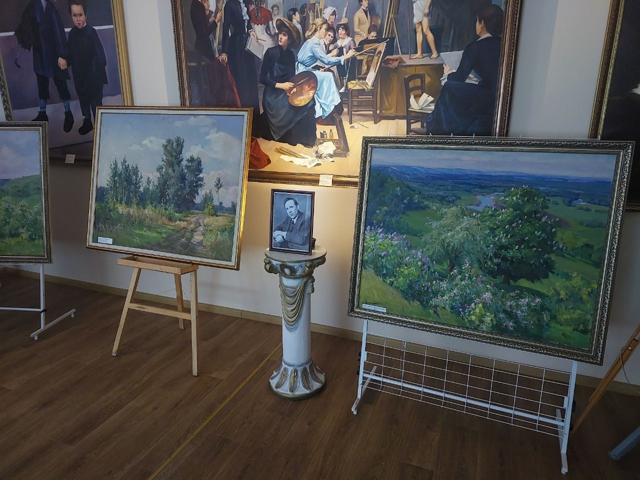 Просвітницьким зібранням вшанували у Диканці вшанували земляка-художника-пейзажиста Василя Непийпива