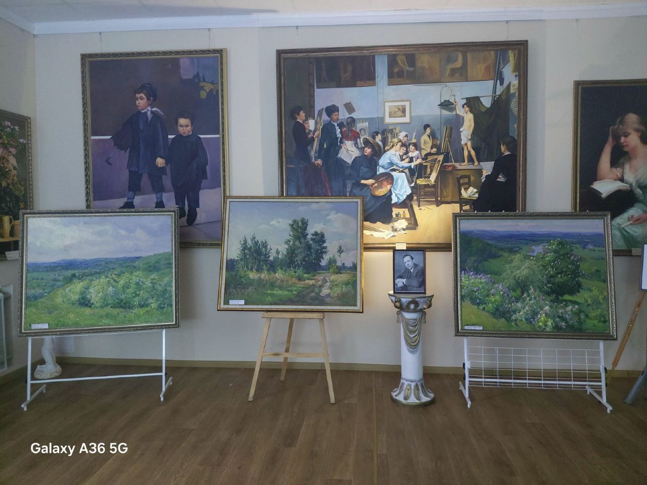 Просвітницьким зібранням вшанували у Диканці вшанували земляка-художника-пейзажиста Василя Непийпива