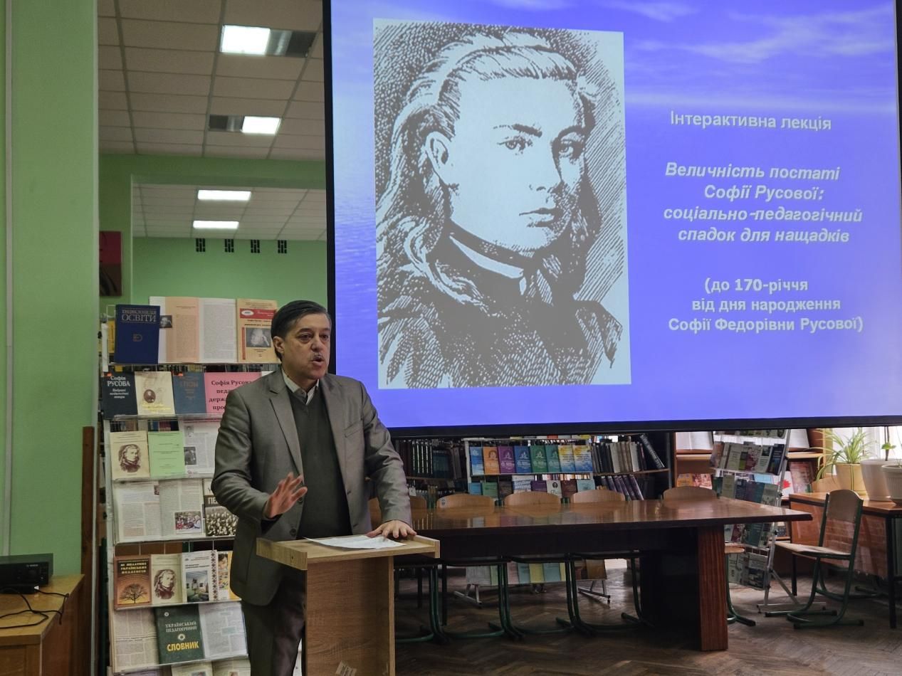 Пустовгар О.