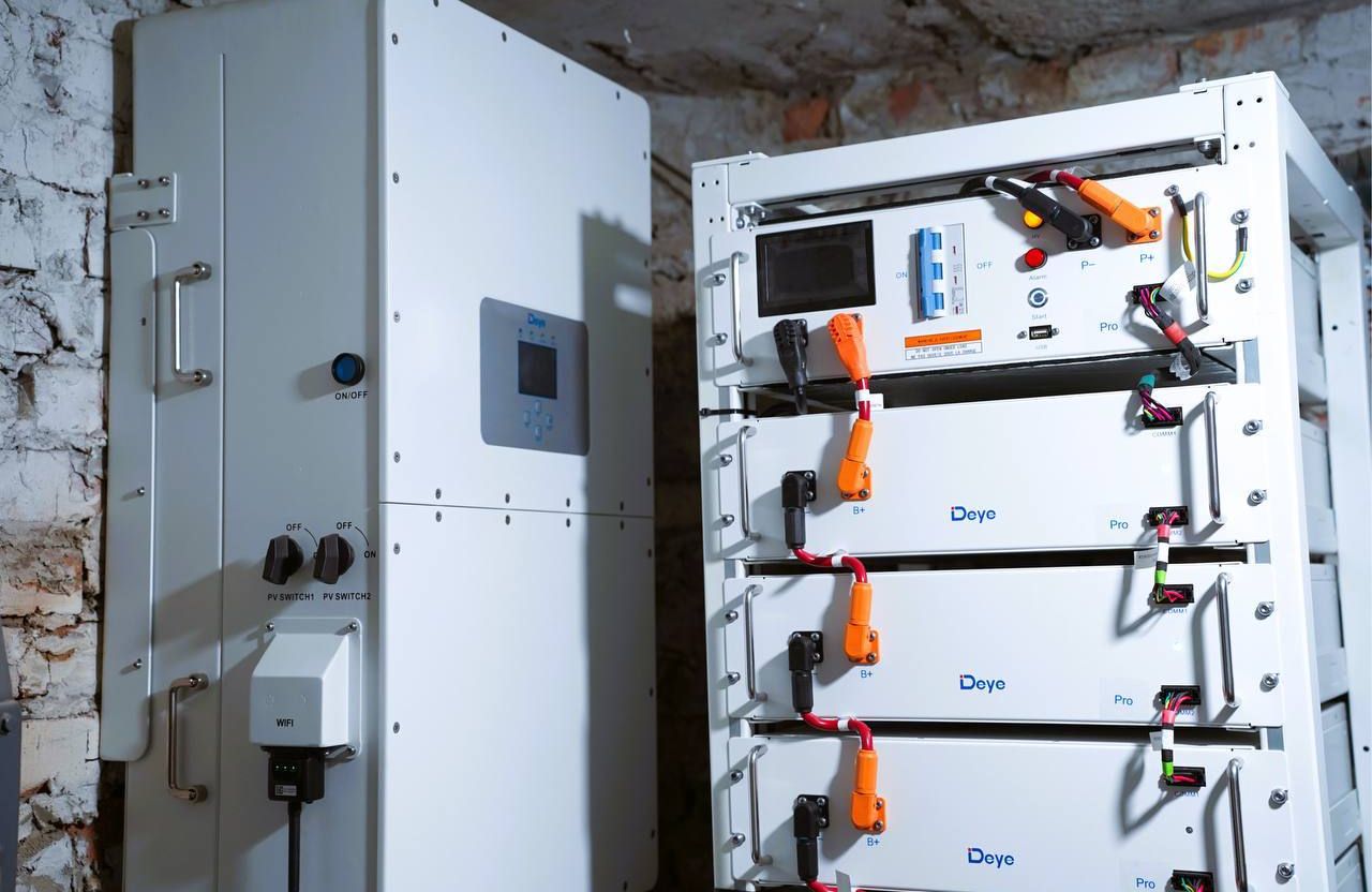 У полтавському ліцеї № 13 встановили потужні акумулятори: вони дозволили не помітити графіки відключення світла