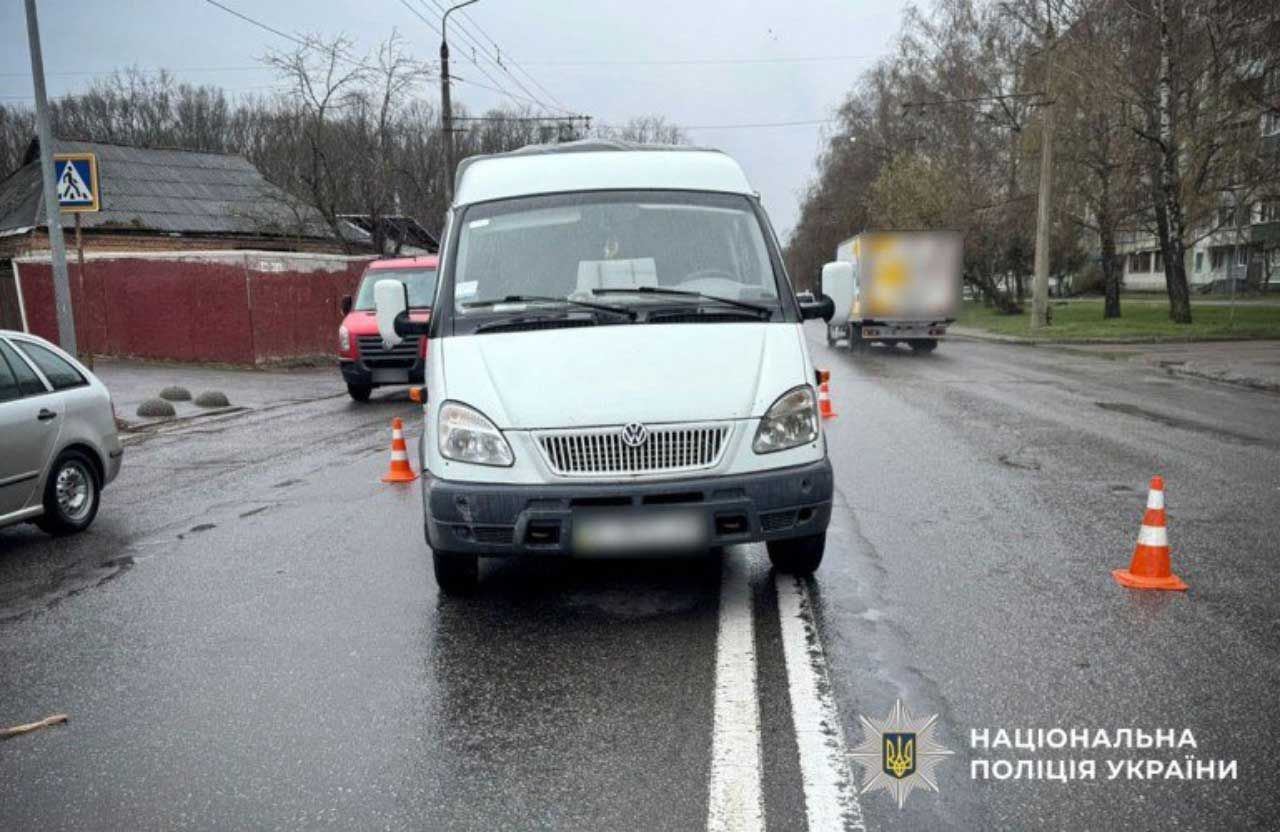 У Полтаві на пішохідному переході автомобіль ГАЗ збив неповнолітню дівчину