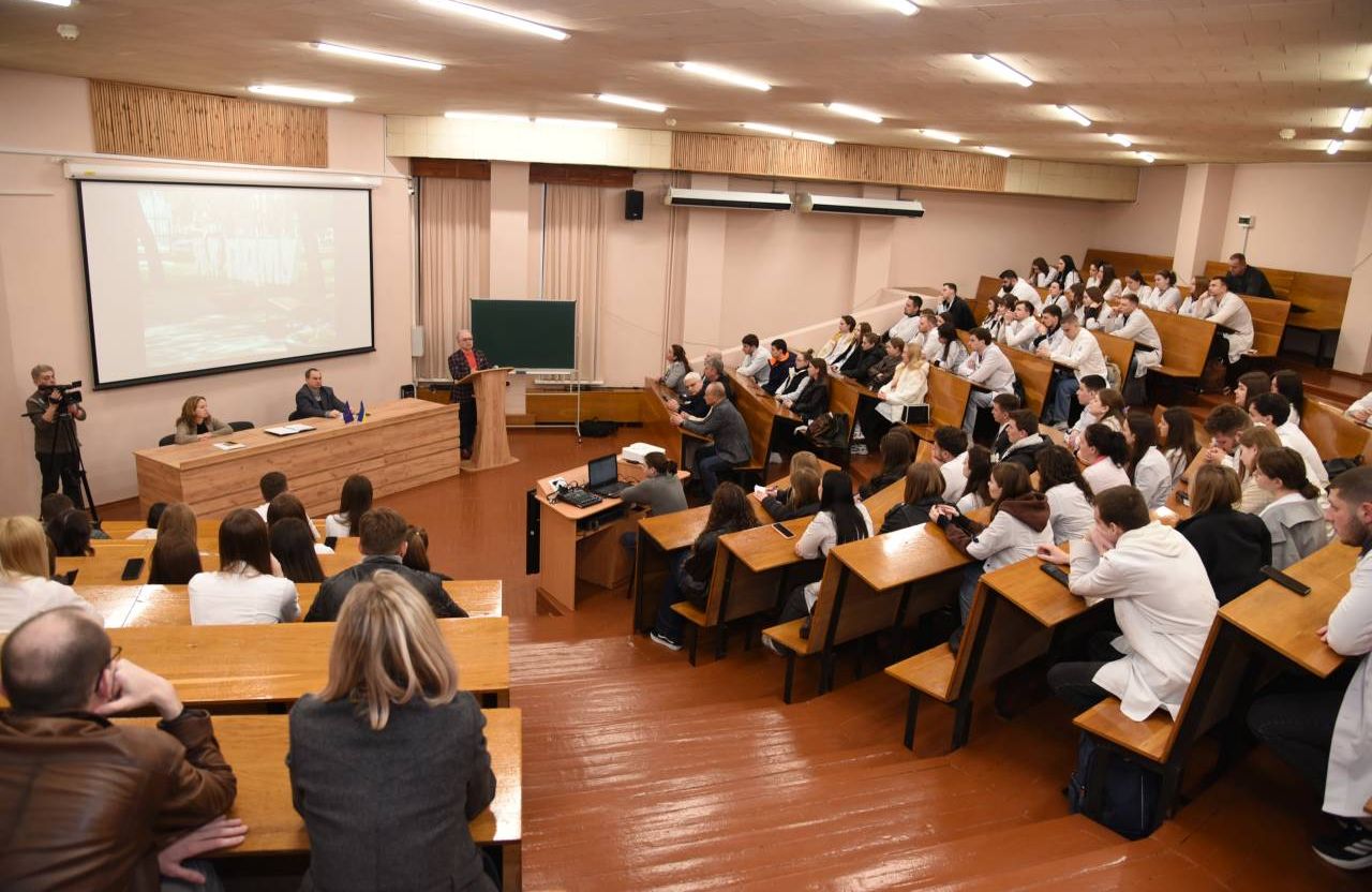 У ПДМУ обговорили порядок вступу до інтернатури, атестацію та подальший професійний шлях випускників