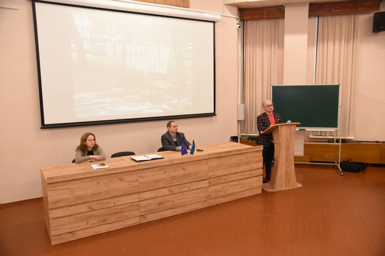 У ПДМУ обговорили порядок вступу до інтернатури, атестацію та подальший професійний шлях випускників