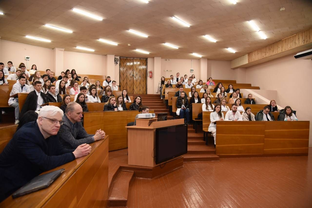 У ПДМУ обговорили порядок вступу до інтернатури, атестацію та подальший професійний шлях випускників