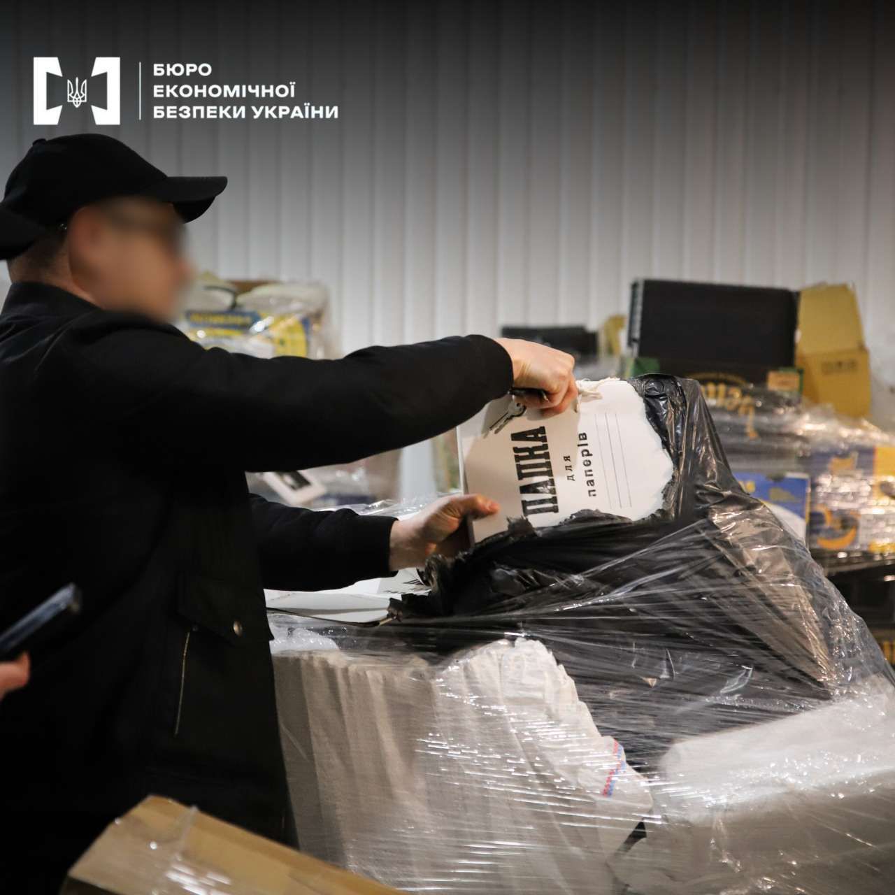 БЕБ прийшло з обшуками до «Маркетопту»: найбільшу мережу Полтавщини викрили на схемі з 3500 ФОПами