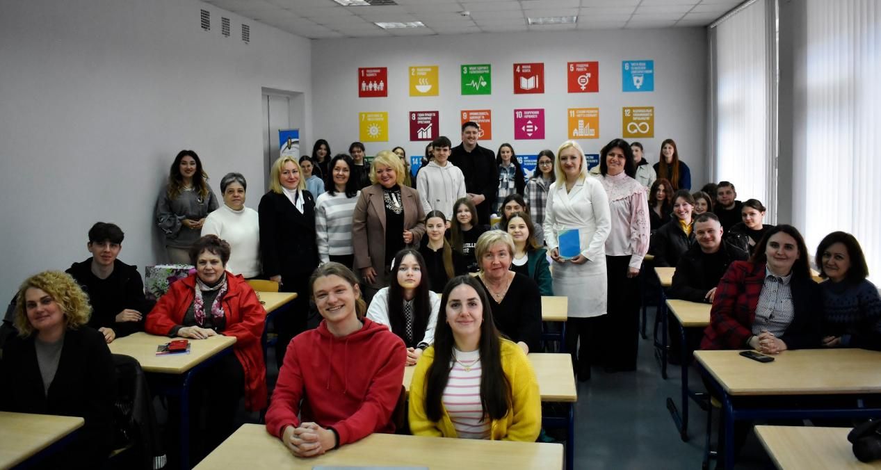 У Полтавському педагогічному університеті на факультеті психології і соціальної роботи презентували педагогічні династії